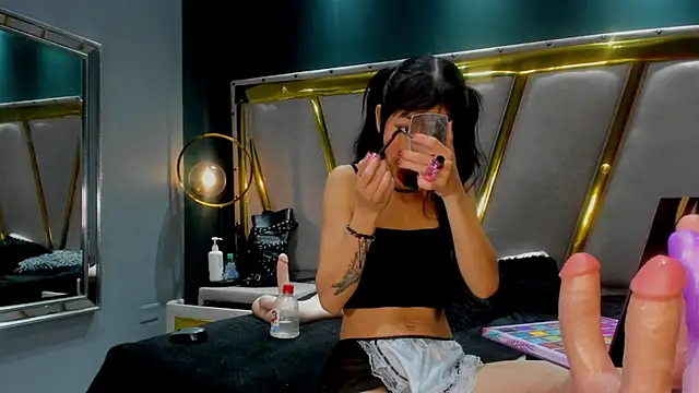 Mara Gonzalez online show from 3, 2, 2026