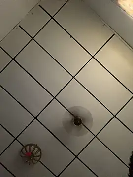 EXLOVER2 online show from 4, 2, 2025