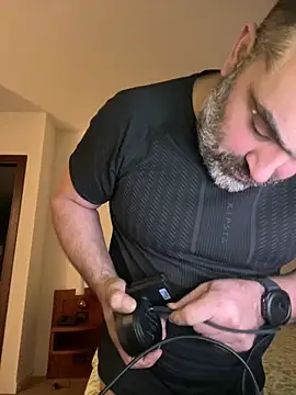 Snapshot of fuocovivo4 chatting on 18, 2, 2025 fuocovivo4 online show from 18, 2, 2025