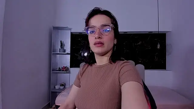 Snapshot of Annyrosee chatting on 2, 2, 2026 Annyrosee online show from 2, 2, 2026