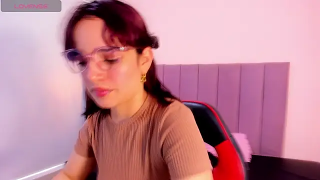 Annyrosee online show from 8, 1, 2026