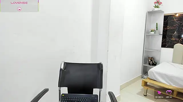 Annyrosee online show from 27, 10, 2025