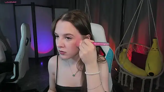 kaisajenner online show from 7, 2, 2026