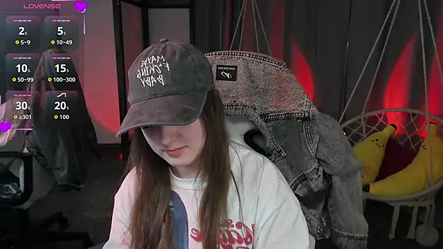 kaisajenner online show from 13, 4, 2026