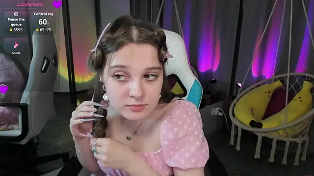 kaisajenner online show from 9, 5, 2026