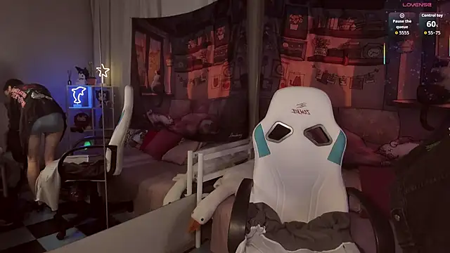 kaisajenner online show from 22, 9, 2025