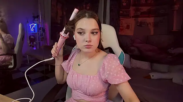 kaisajenner online show from 18, 5, 2026