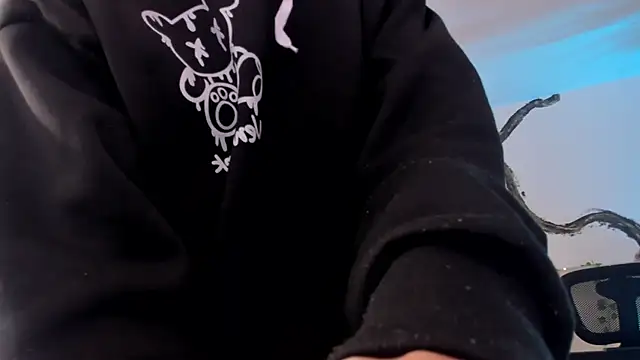 allicemackenzie online show from 10, 10, 2025