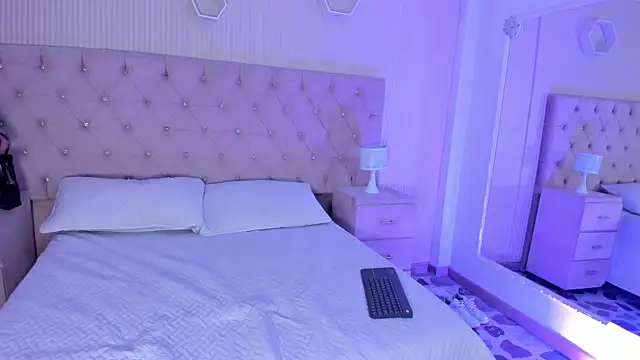 allicemackenzie online show from 10, 9, 2025