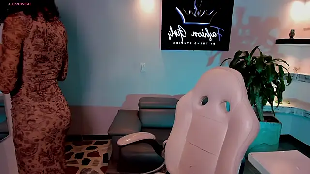 allicemackenzie online show from 12, 10, 2025