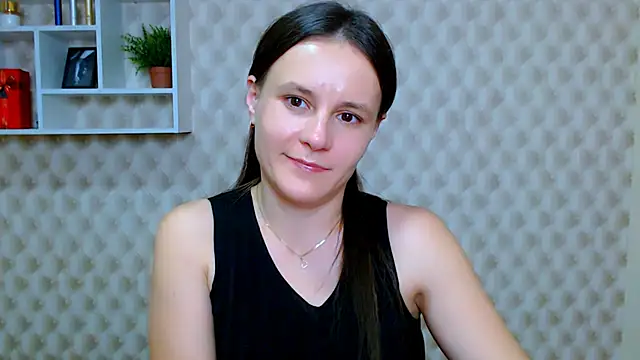 ValeriaHeart  online show from 1, 12, 2025