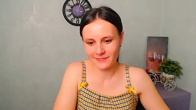 ValeriaHeart  online show from 18, 2, 2025