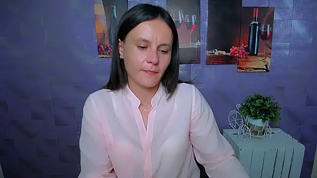 ValeriaHeart  online show from 11, 9, 2025