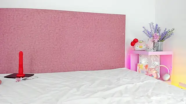 PrincessOlivee online show from 9, 3, 2025