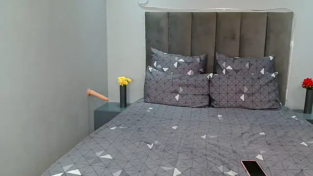 NikkyDangerr online show from 2, 4, 2026