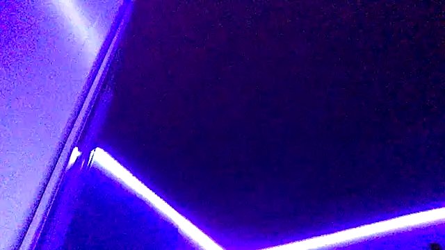 redflagsophie online show from 18, 2, 2025