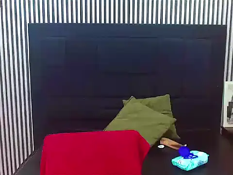 LihanJor 23 online show from 8, 10, 2025