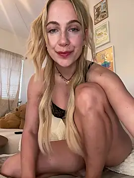 rileylovesyou online show from 28, 3, 2026