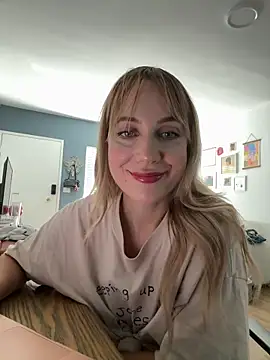 rileylovesyou online show from 9, 9, 2025