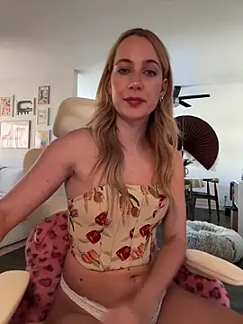 rileylovesyou online show from 1, 10, 2025