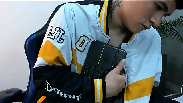 roan birkin online show from 15, 12, 2025