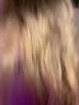 Lally Valencia   online show from 21, 3, 2025