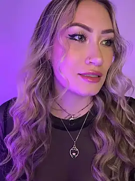 Lally Valencia   online show from 2, 3, 2025