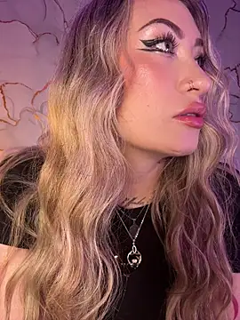 Lally Valencia   online show from 5, 2, 2026