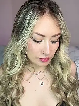 Lally Valencia   online show from 18, 2, 2025