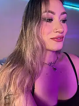 Lally Valencia   online show from 21, 10, 2025