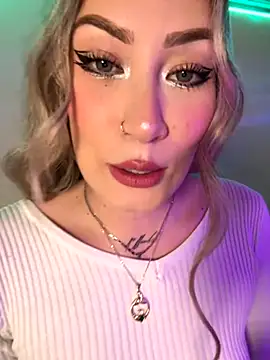 Lally Valencia   online show from 11, 9, 2025