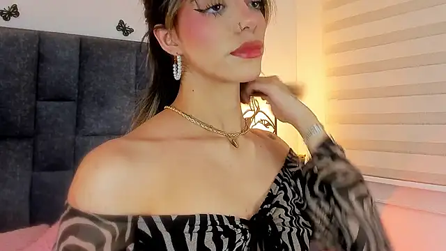 Violetta Ficher online show from 28, 9, 2025