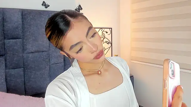 Violetta Ficher online show from 9, 4, 2026