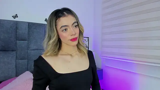 Violetta Ficher online show from 1, 4, 2026