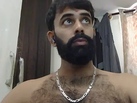 Snapshot of indianhairybull chatting on 14, 7, 2026 indianhairybull online show from 14, 7, 2026