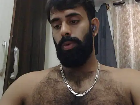 Snapshot of indianhairybull chatting on 18, 6, 2026 indianhairybull online show from 18, 6, 2026