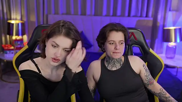 Adell 054 online show from 30, 1, 2025