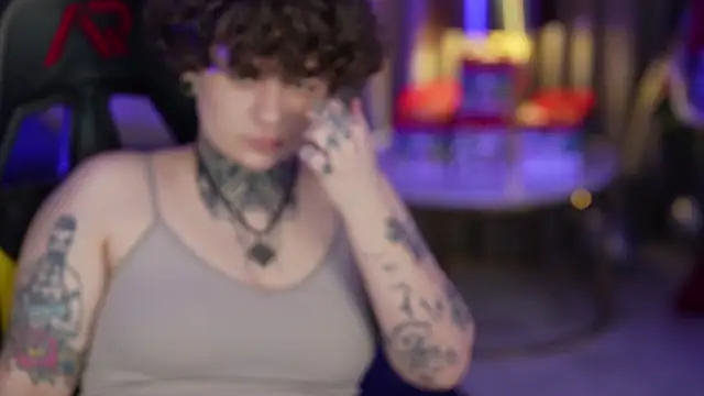 Adell 054 online show from 2, 2, 2025