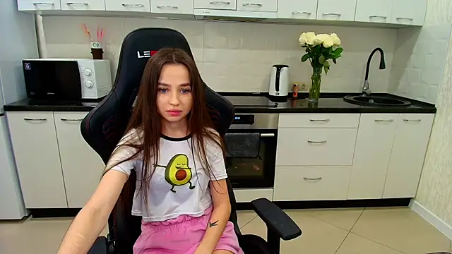 Kami lovely online show from 19, 2, 2025