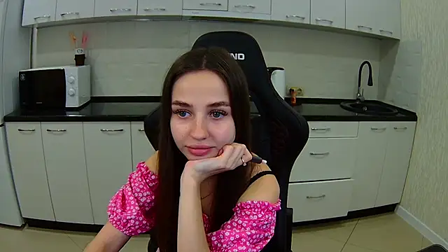 Kami lovely online show from 8, 2, 2025