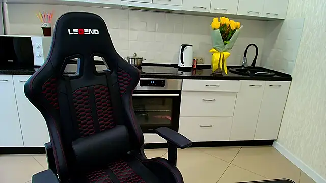 Kami lovely online show from 10, 3, 2025