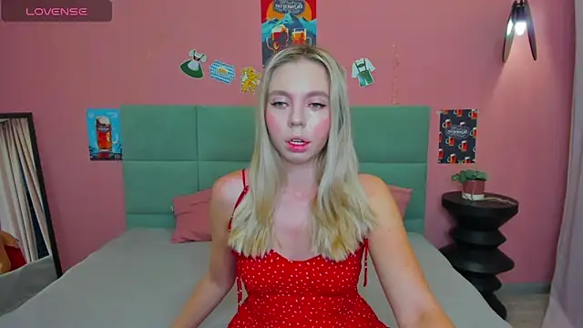 TessaAdorable online show from 23, 9, 2025