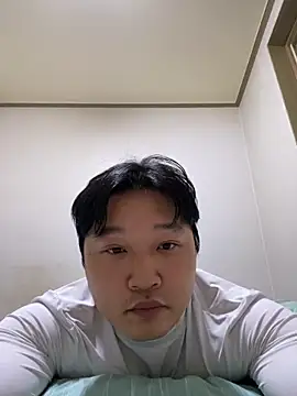 offwhite777 online show from 7, 2, 2025