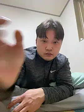 offwhite777 online show from 25, 2, 2025