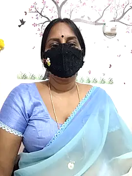 Snapshot of Tamil_Meera12 chatting on 5, 5, 2026 Tamil Meera12 online show from 5, 5, 2026