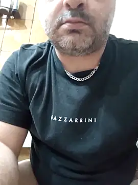 Snapshot of NAvoglia chatting on 10, 5, 2026 NAvoglia online show from 10, 5, 2026