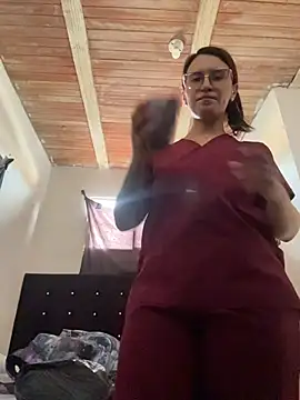 Snapshot of Emma_Giraldo chatting on 9, 8, 2026 Emma Giraldo online show from 9, 8, 2026
