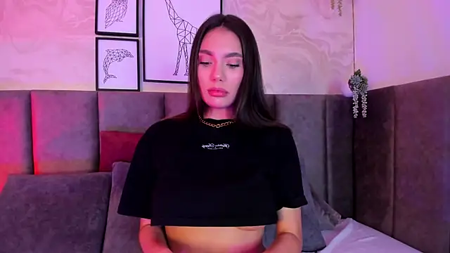 Alyssia Collins online show from 6, 2, 2026