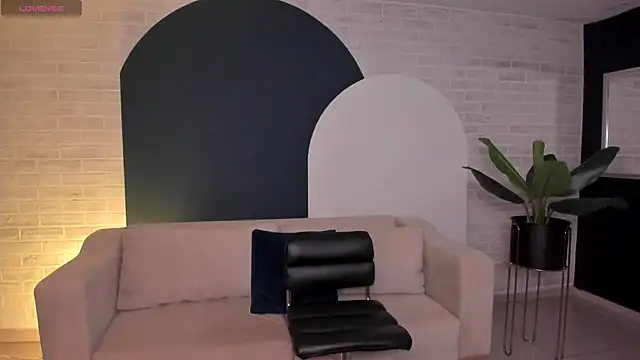 Snapshot of BeccaBaxter chatting on 13, 7, 2026 BeccaBaxter online show from 13, 7, 2026