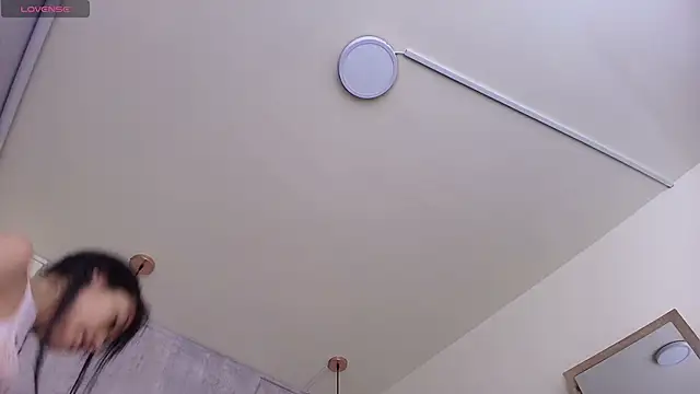 Raichell  online show from 21, 2, 2026